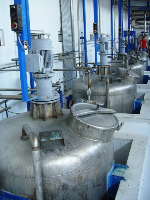 Stainless steel vessels
