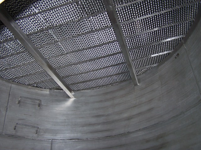 Structured packing inside distillation column